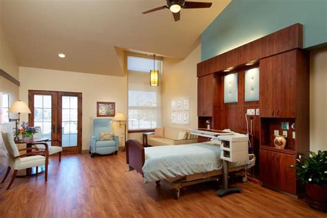 Denver hospice - Our services include: On-Call Hospice Support – 24 hours a day, 7 days a week. Pain Management – Treatments to help with pain and discomfort. Symptom Management – Treatments to aid with anxiety, breathing, nausea and other symptoms. Medication Coordination – Allows proper medication to be available when needed.